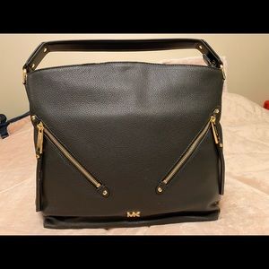 Michael Kors “Evie” Large Black Pebbled Leather Shoulder Bag-NWT